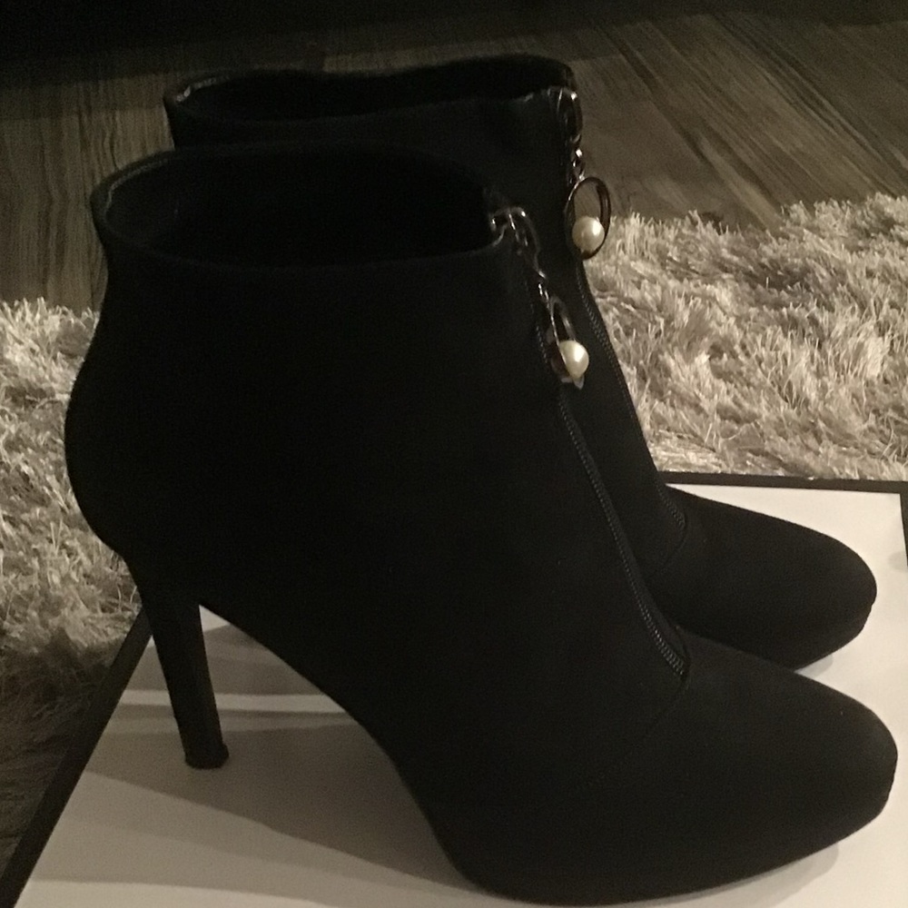 Nine West Suede Boots